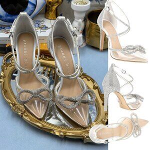 🆕 GIANNI BINI 🧿 NWOB Ezlynn Rhinestone Embellished Bow Vinyl Heel, Sz 7.5M